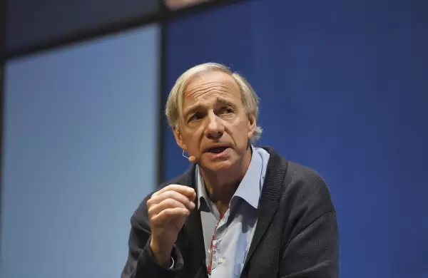 El famoso millonario Ray Dalio trazó un escenario catastrófico: por qué "habrá más inflación"