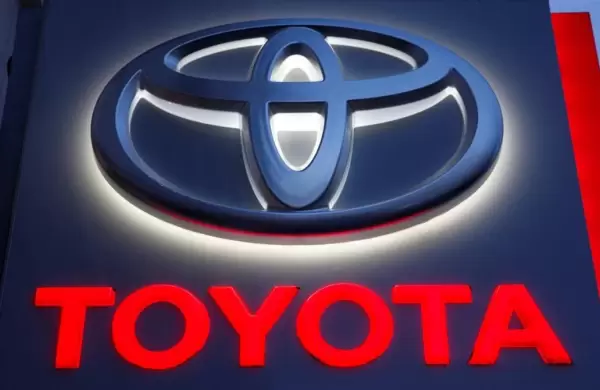 La nueva estrategia de Toyota para derrotar a Tesla