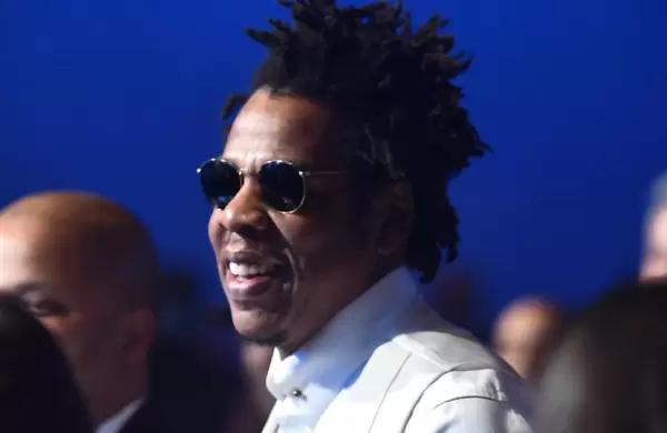  Jay-Z rompió el silencio y apuntó contra un prejuicio incómodo sobre los multimillonarios