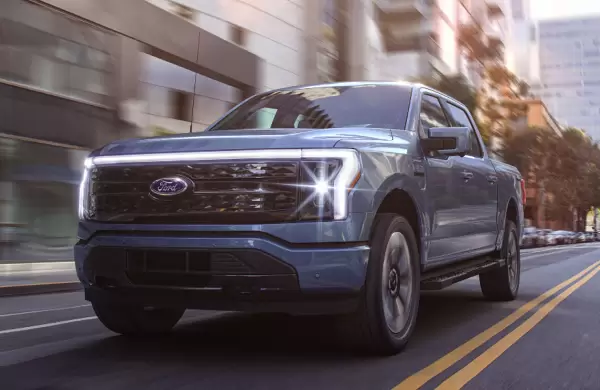 Ford se rinde ante China por la alta competencia y reduce sus inversiones en vehculos elctricos