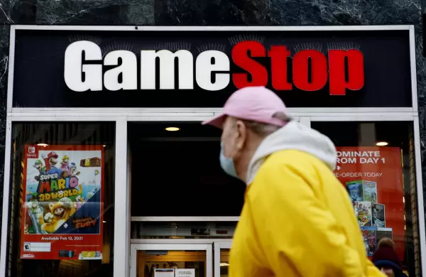 Gamestop planea una estrategia basada en blockchain, juegos 3.0 y NFT que entusiasma a los "manos de diamante"