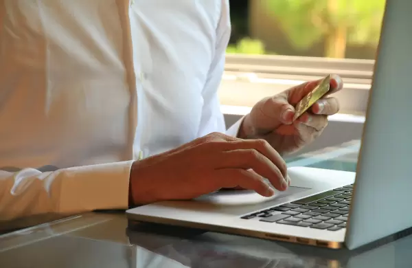 Seis estrategias digitales esenciales para impulsar el comercio electrónico