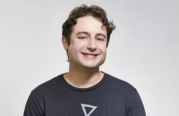 "Misión Field": Adobe pagará millones para quedarse con el CEO de la empresa que era su enemiga y a la que compró