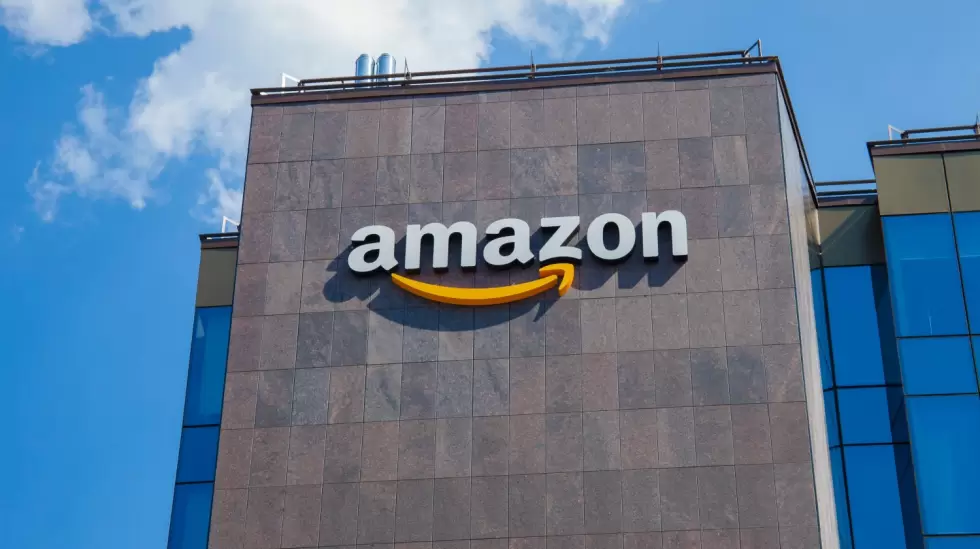 Las acciones de Amazon superan el consenso en el cuarto trimestre