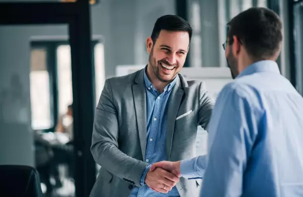 Terapia de pareja para cofundadores: cómo los socios pueden beneficiarse del coaching ejecutivo compartido