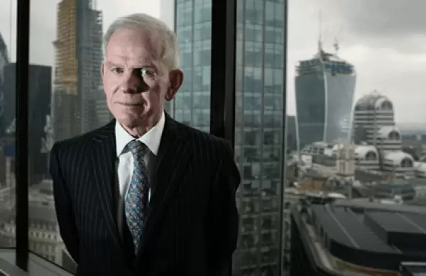 Por qué el famoso inversor Jeremy Grantham se opone a la recompra de acciones, la estrategia preferida de Warren Buffett