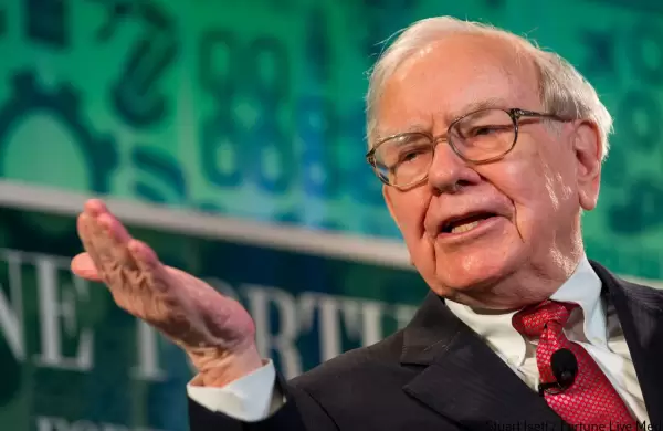 Tras los pasos de Buffett: las dos empresas que pronto podran unirse al "club del billn de dlares"