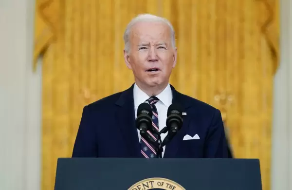 Biden volvió a atacar a petroleras: qué les dijo