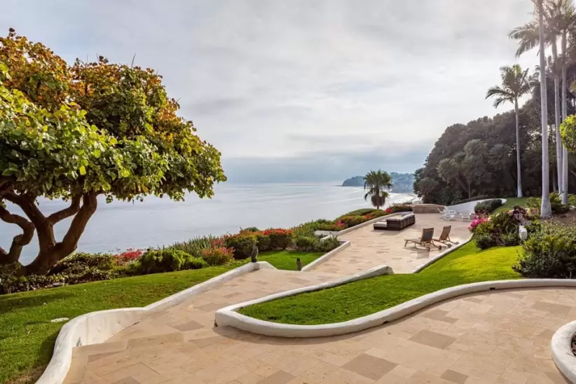 El flamante actor de Hollywood cuenta con propiedades en Malibú.