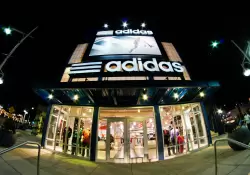 Un mal rcord: Adidas sufre su primera prdida anual en tres dcadas