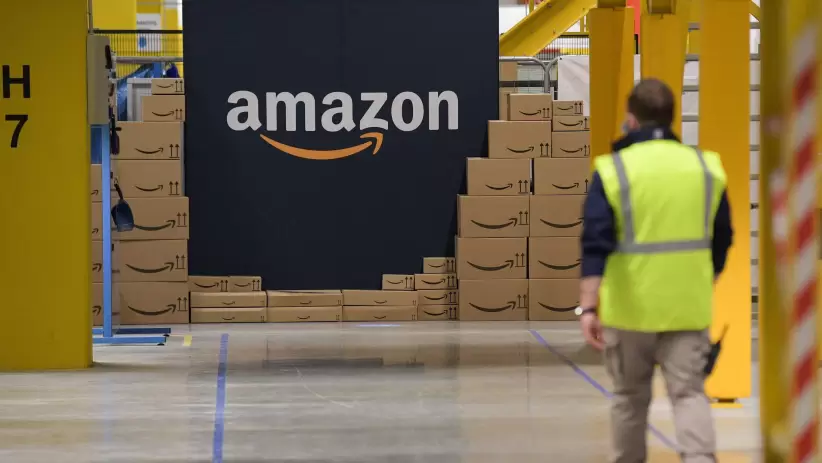 Cuál es la competencia de Amazon cuyas acciones superan a la compañía de Jeff Bezos