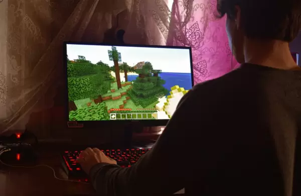 Google revela las primeras computadoras portátiles del mundo creadas para jugar en la nube