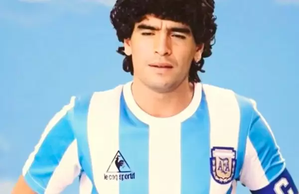 Video: Cómo es el ávatar desarrollado con Inteligencia Artificial que habla y piensa como Diego Maradona