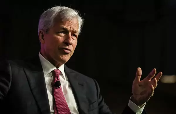 Jamie Dimon, el CEO de JP Morgan, propuso la "regla Buffett" para saldar la enorme deuda de Estados Unidos