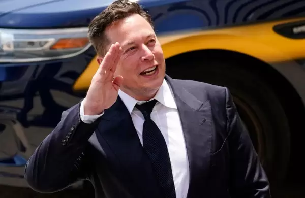 Un nuevo golpe: Elon Musk se desprende de sus crypto y deslegitima al Bitcoin
