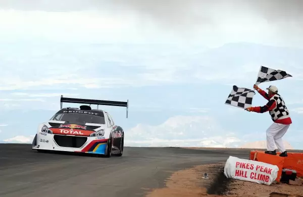 100 aos del Pikes Peak, la carrera ms peligrosa de Estados Unidos