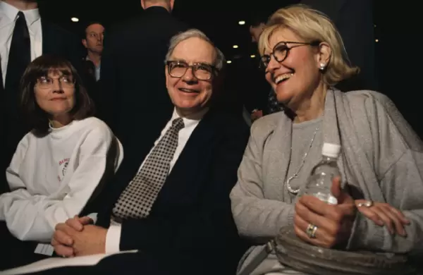 Analistas desnudan a Warren Buffett y revelan un 'desamor' en sus inversiones