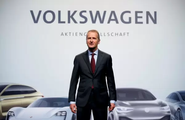 Volkswagen echó abruptamente a Herbert Diess, su inflexible director ejecutivo y artífice de la etapa eléctrica de la automotriz