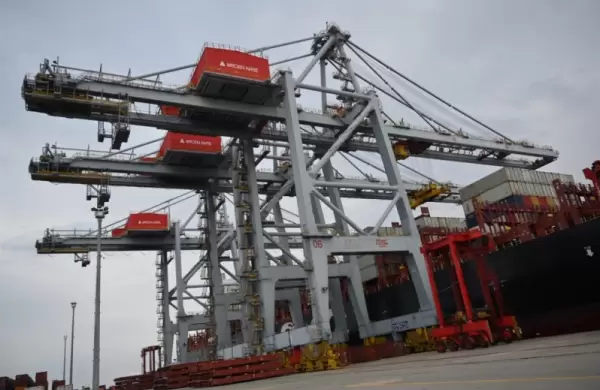 Puerto de Montevideo apunta a concretar "la primera terminal sustentable de Sudamérica"