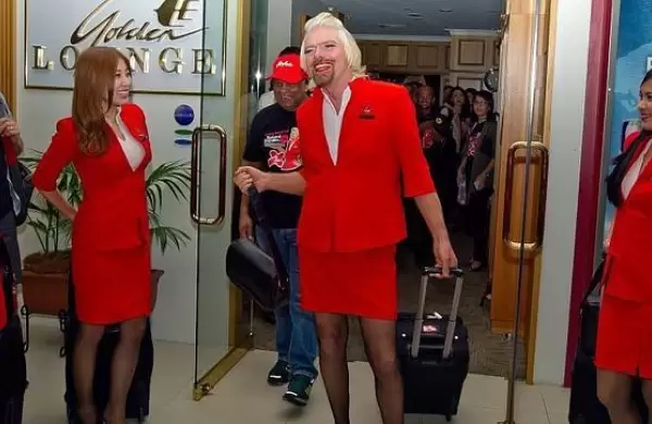 Despus de la quiebra de una sus empresas, Richard Branson anunci el regreso de vuelos comerciales al espacio