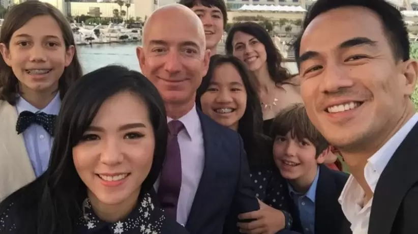 Jeff Bezos apuesta por la Generacin Z