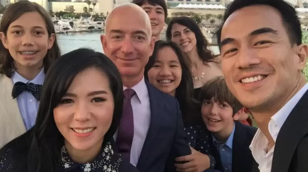 Jeff Bezos apuesta por la Generacin Z