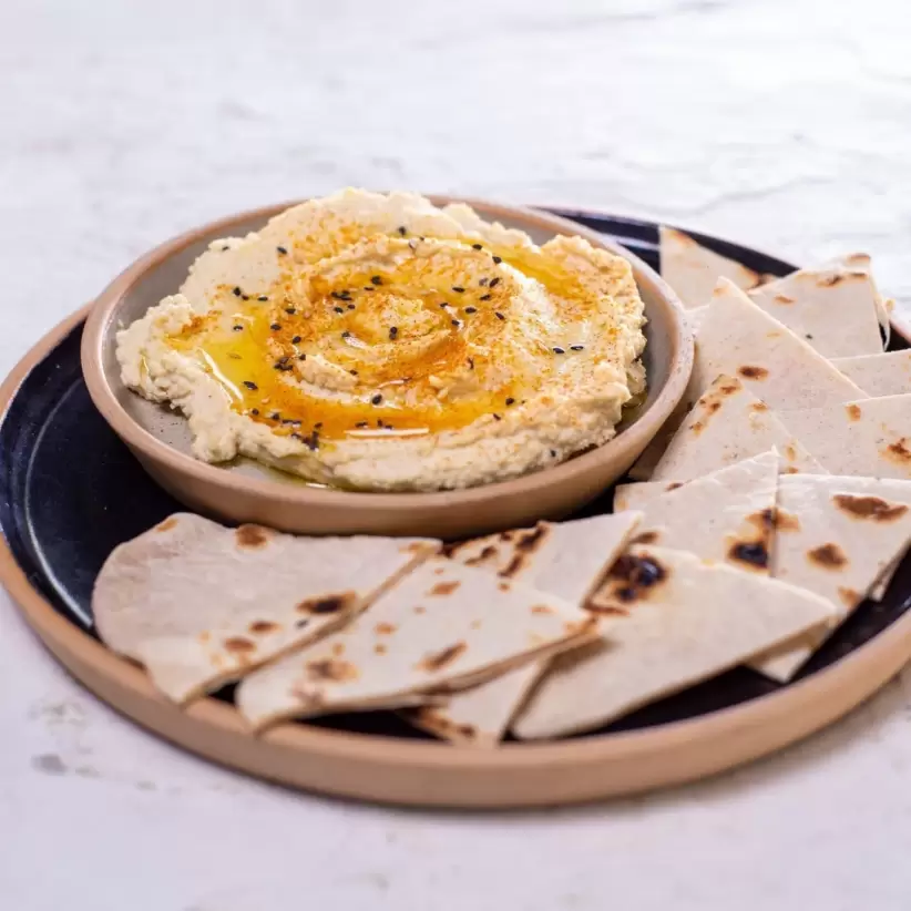 Hummus con pan pita