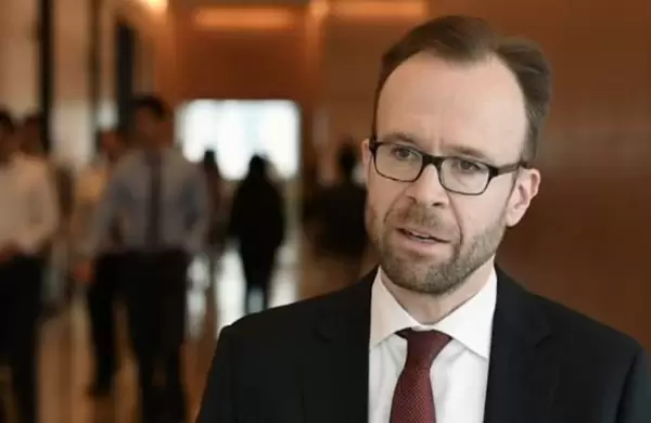 La Fed tiene un "largo camino por recorrer" mientras trata de controlar la inflacin, predice Goldman