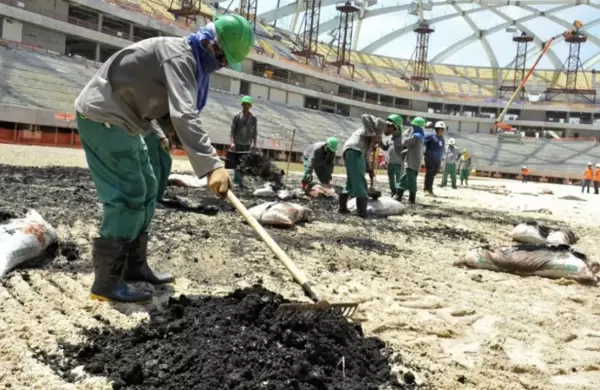 En Qatar, encerraron a trabajadores que protestaban por terribles condiciones de trabajo