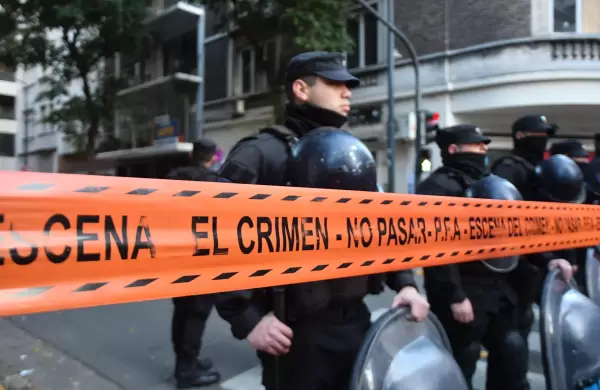 Solidaridad, condena y repudio de uruguayos frente a atentado en Argentina