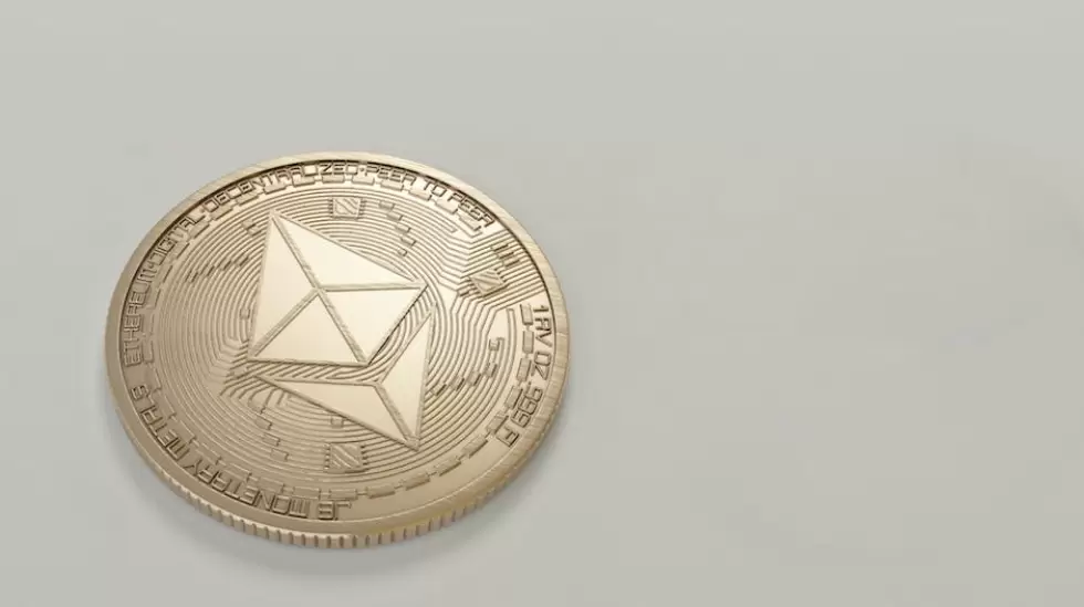 Moneda Ethereum Redonda Dorada