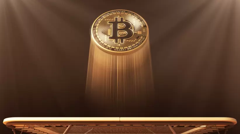 Bitcoin alcanzó su máximo en cinco meses
