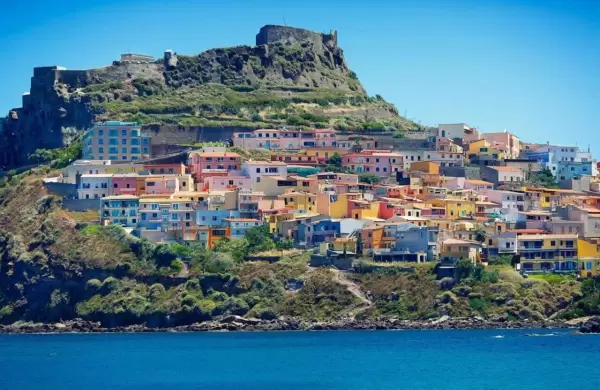 Esta isla italiana te pagará 15.000 euros por mudarte allí