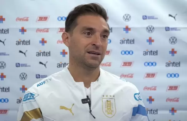 Diego Alonso, el DT que tuvo un contundente desembarco para llevar a Uruguay a Qatar 2022