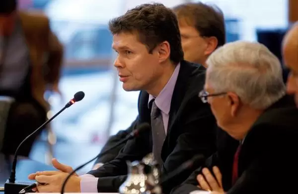 Quin es el "lobo" que contrat la FIFA para prevenir arreglo de partidos en Qatar 2022