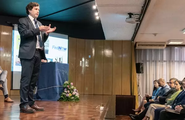 BCU permitir cheques electrnicos y escaneados en 2023, con hoja de ruta lenta rumbo a un peso digital