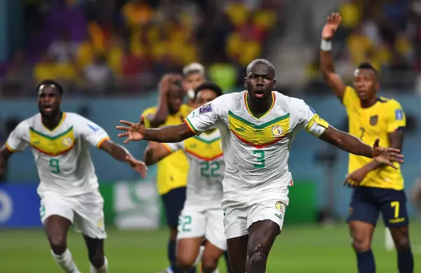 Gustavo Alfaro y Ecuador se quedaron afuera de Qatar 2022 y el argentino duda en seguir dirigiendo