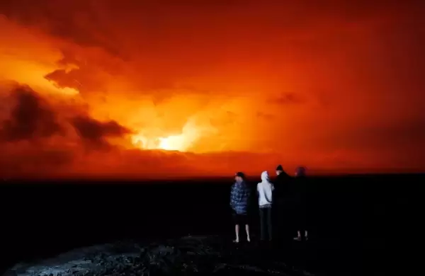 El volcn activo ms grande del mundo entr en erupcin: los videos e imgenes ms sorprendentes del Mauna Loa