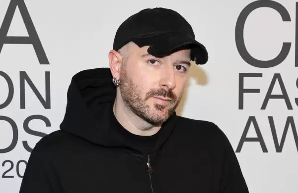 Escndalo en Balenciaga: rompi el silencio el encargado de la polmica campaa con nios