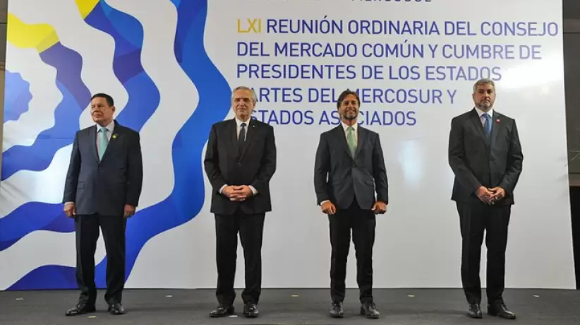Hamilton Mourão, Albero Fernández, Luis Lacalle Pou, Mario Abdo. Foto: @compresi
