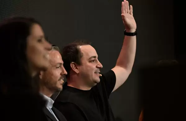 VIDEO | Sebastián Stranieri, CEO de VU: "Un joven hace un bootcamp de pocos meses y ya puede ganar en dólares"