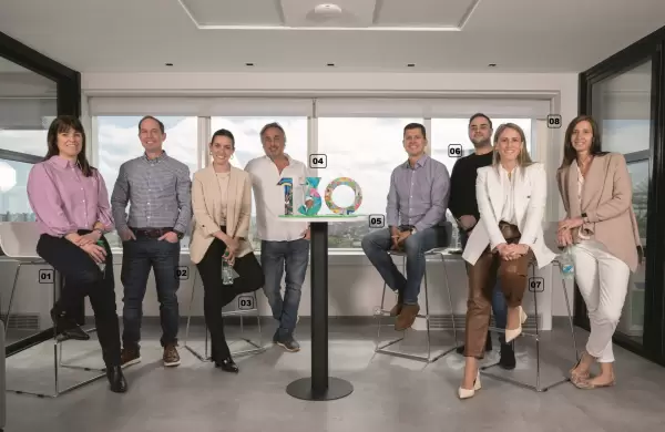 Cómo se conforma el equipo gerencial de Salus y cuál es su misión
