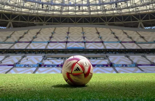 La FIFA presentó la nueva pelota para los últimos cuatro partidos del Mundial de Qatar 2022