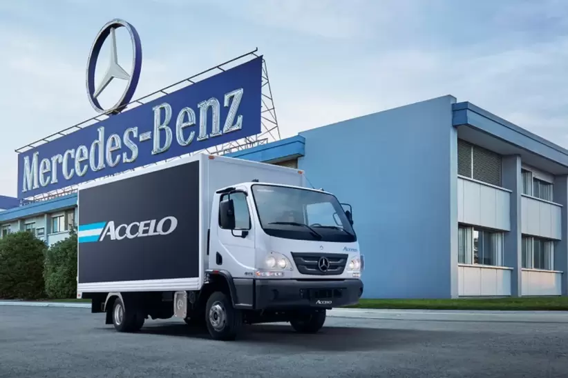 Mercedes Benz buses y camiones