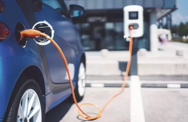 Hojas de ruta, planes y novedades de las principales marcas para la demanda de autos eléctricos