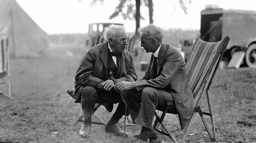 1923_thomas-edison_and_henry-ford-camping-trip
