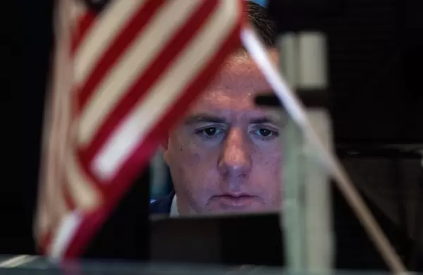 Tres expertos predicen un retorno al crecimiento econmico negativo en EE.UU: "Ya hay signos reveladores"