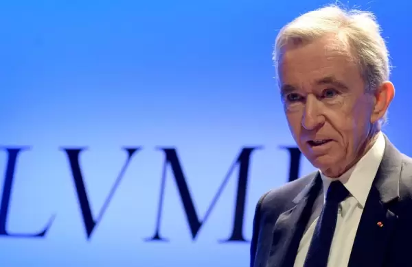 LVMH, del multimillonario Bernard Arnault, tuvo un 2022 contundente  y alcanz una cifra rcord