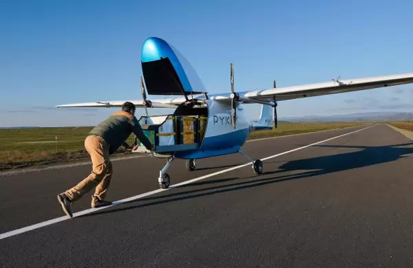 Este avión de carga eléctrico robótico podría cambiar para siempre el transporte marítimo