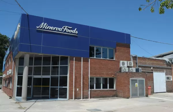 Gobierno impide que el grupo Minerva Foods compre tres plantas frigoríficas a Marfrig en Uruguay